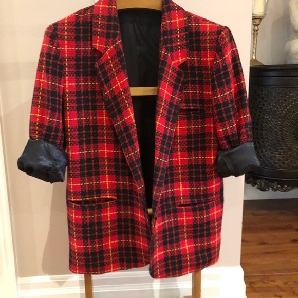 Vintage razz 3/4 red and black plaid blazer size 9  (large) excellent condition - Picture 7 of 7